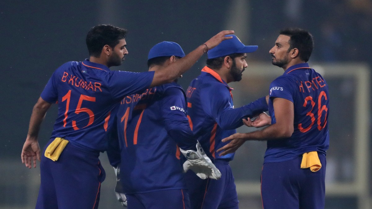 Harshal Patel becomes eighth Indian player to win Man of the Match on debut in T20Is - Crictoday